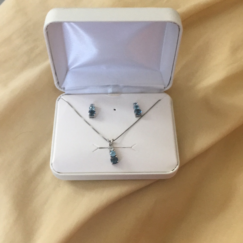 Sterling Silver Earring & Necklace Set